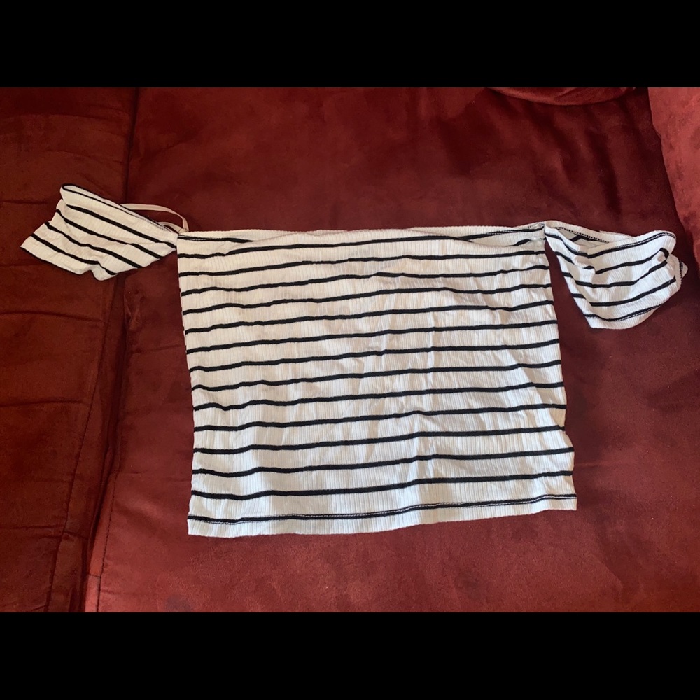 OFF SHOULDER STRIPED TOP - Picture 2 of 2